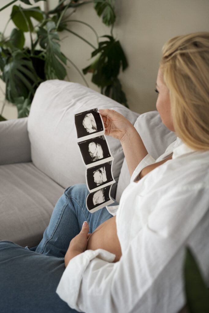 side-view-pregnant-woman-spending-time-indoors